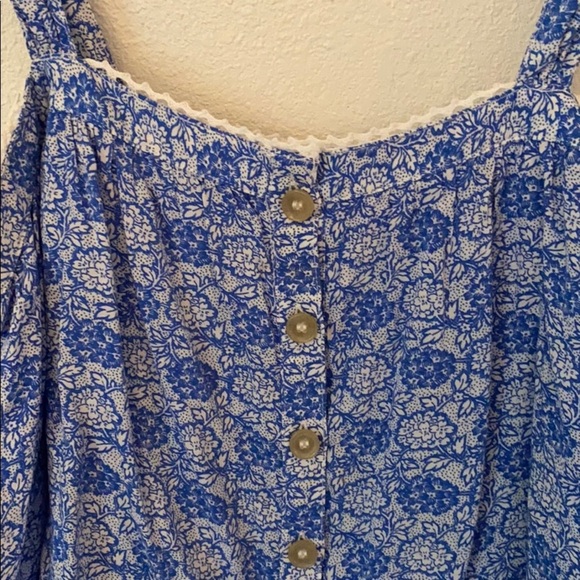 Free People | Blue Flower Print Crop Top - Picture 4 of 5